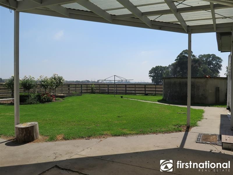 1095 Bunyip River Road, Garfield VIC 3814