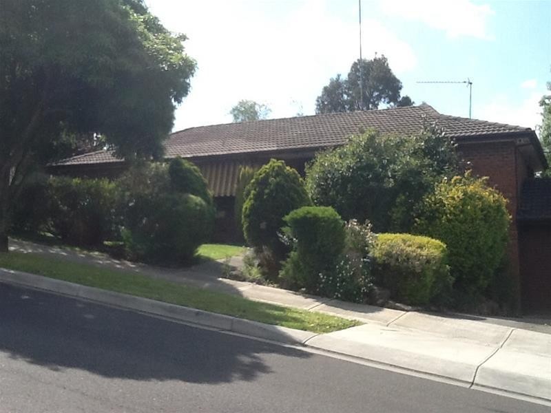 4 McNabb Street, Berwick VIC 3806