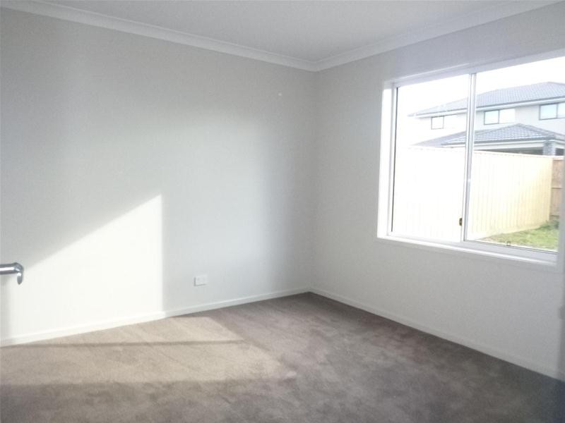 6 Meadows Drive, Officer VIC 3809