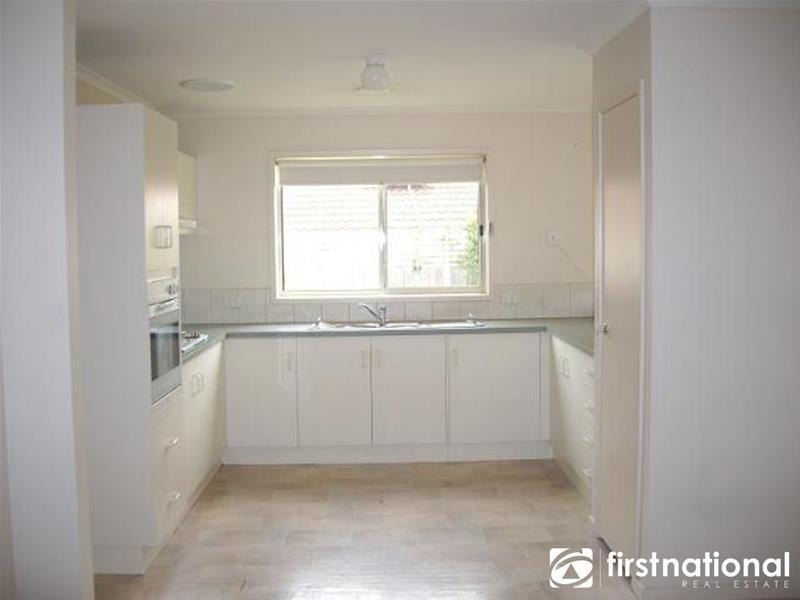 55 Bemersyde Drive, Berwick VIC 3806