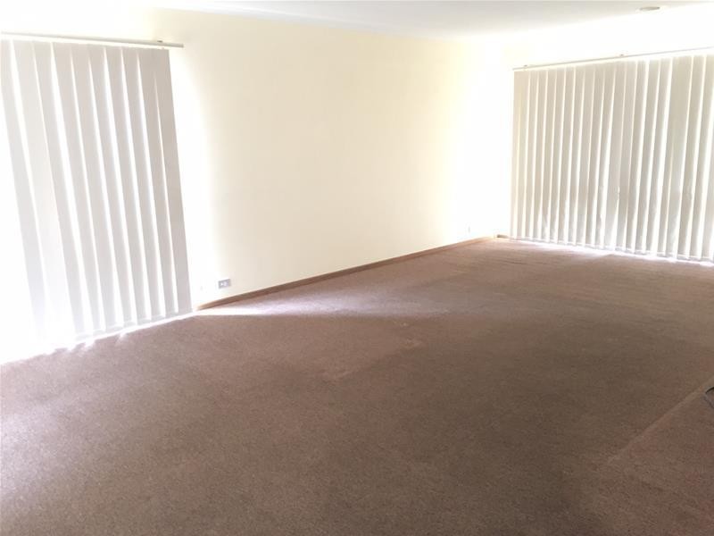 5 Escott Grove, Berwick VIC 3806