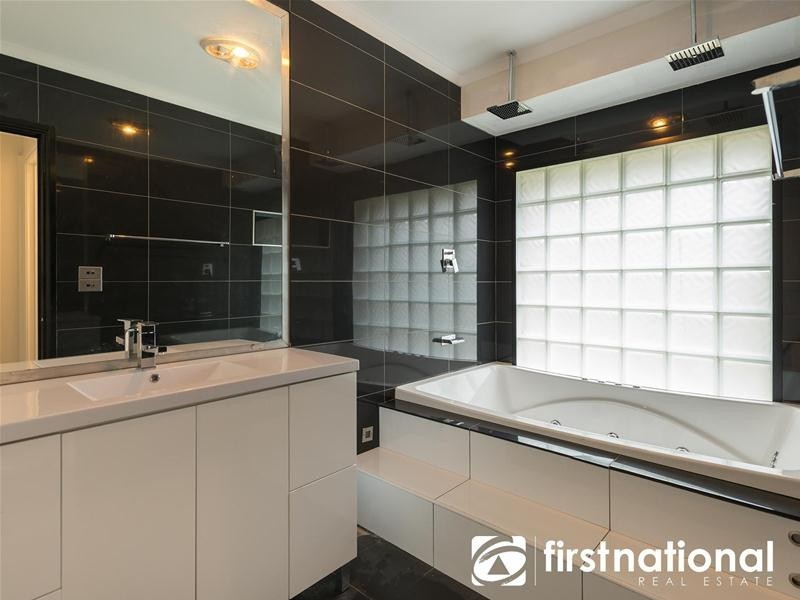 181 Mann Road, Pakenham Upper VIC 3810