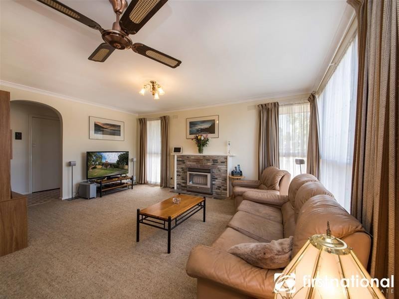 28 Cornwall Street, Hallam VIC 3803