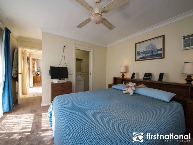 28 Cornwall Street, Hallam VIC 3803