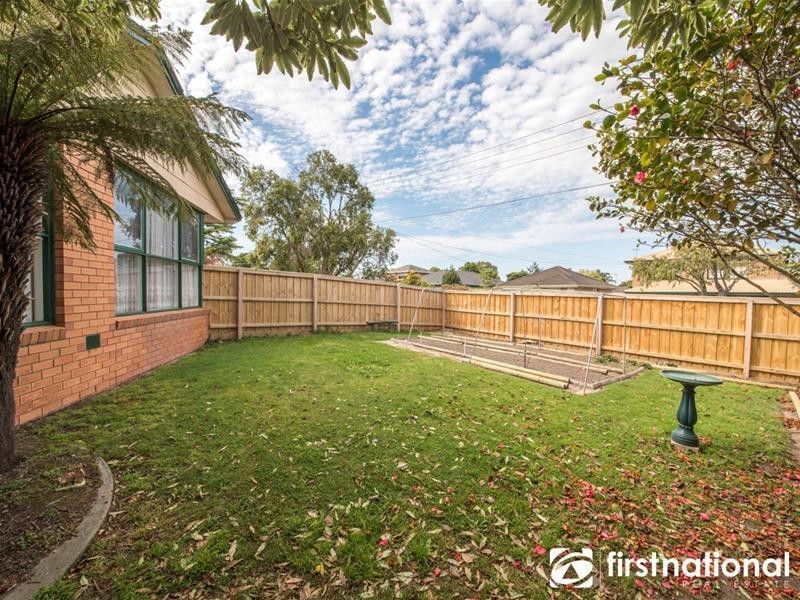 28 Cornwall Street, Hallam VIC 3803