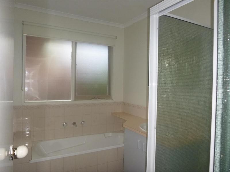 43 Coowarra Way, Berwick VIC 3806