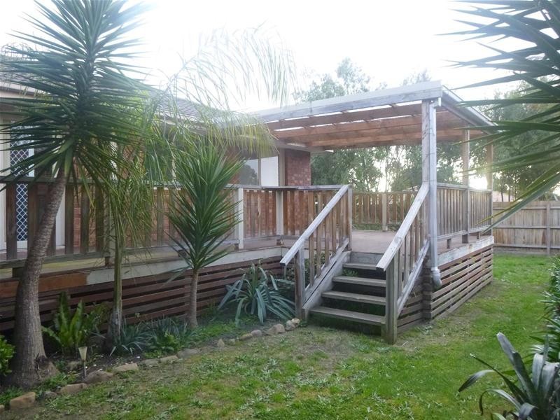 43 Coowarra Way, Berwick VIC 3806