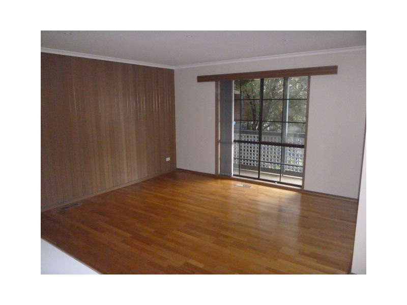 16 Andene Drive, Narre Warren VIC 3805