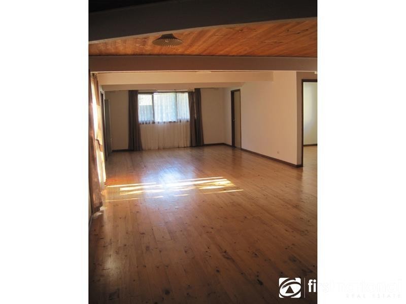 14 Wadsley Avenue, Pakenham VIC 3810