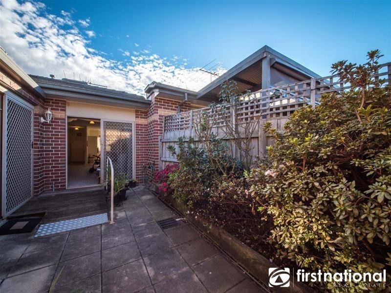 25/21-25 Parkhill Drive, Berwick VIC 3806