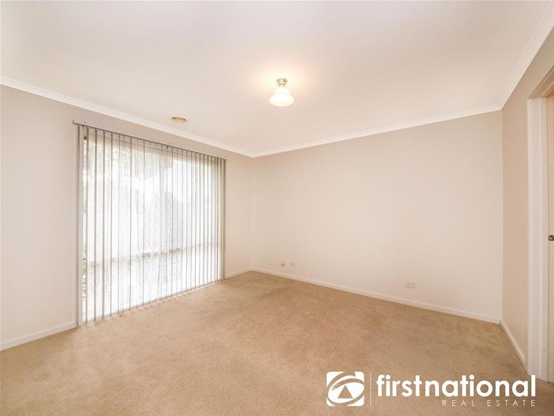 74 Warana Drive, Hampton Park VIC 3976