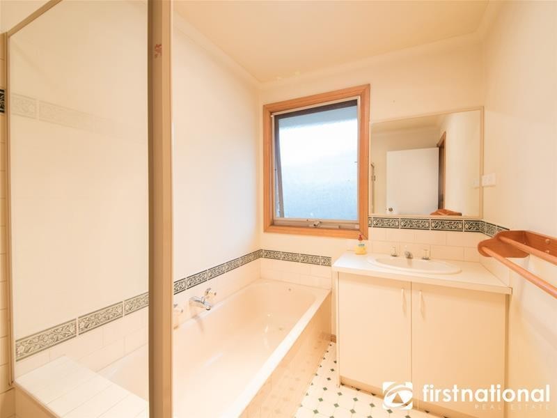 7 Dryden Court, Berwick VIC 3806