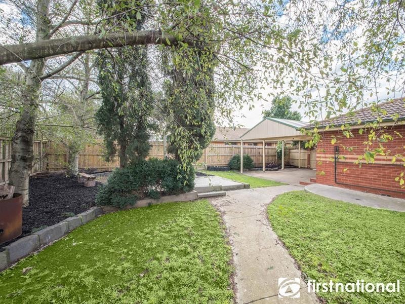 7 Dryden Court, Berwick VIC 3806