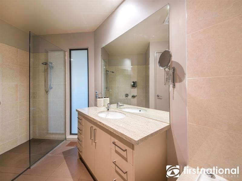 195 Split Rock Road, Beaconsfield Upper VIC 3808