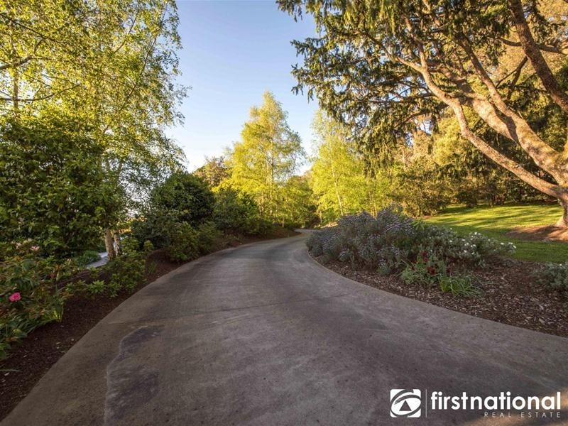 195 Split Rock Road, Beaconsfield Upper VIC 3808