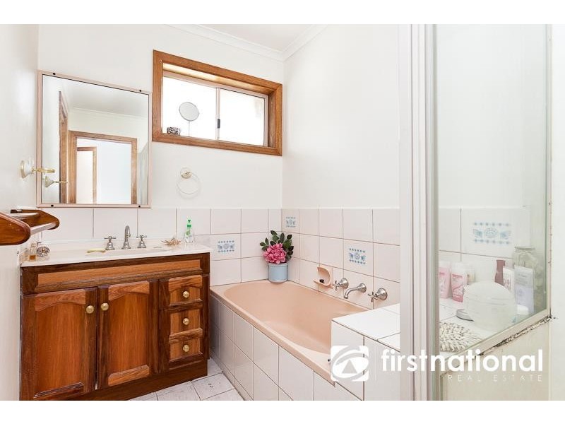 58 Barrington Drive, Pakenham VIC 3810