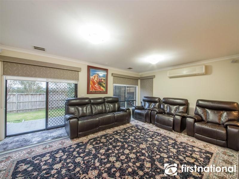 63 Loxley Boulevard, Narre Warren South VIC 3805