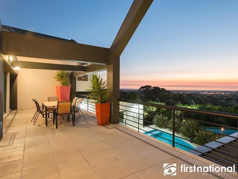 15 Caravelle Court, Berwick VIC 3806