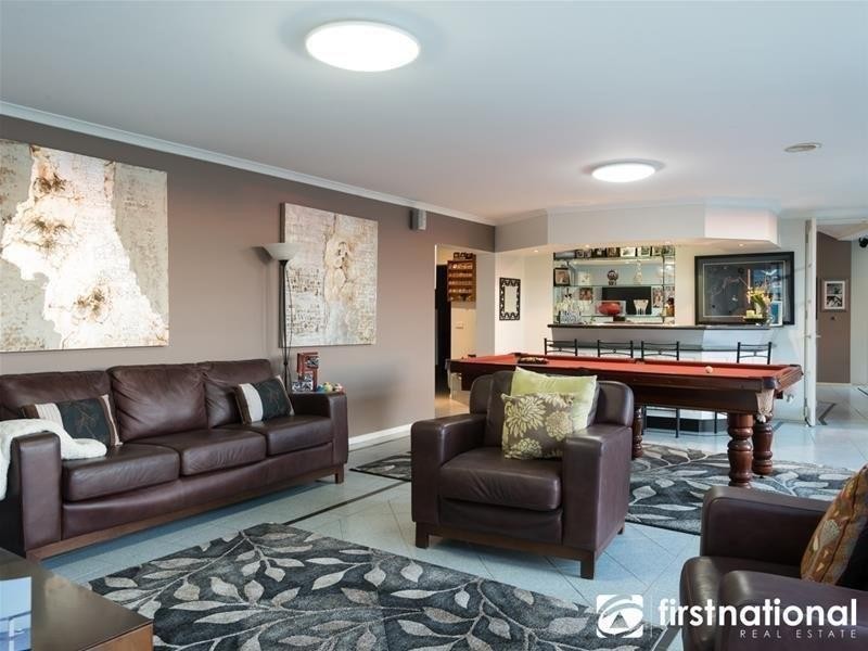 15 Caravelle Court, Berwick VIC 3806