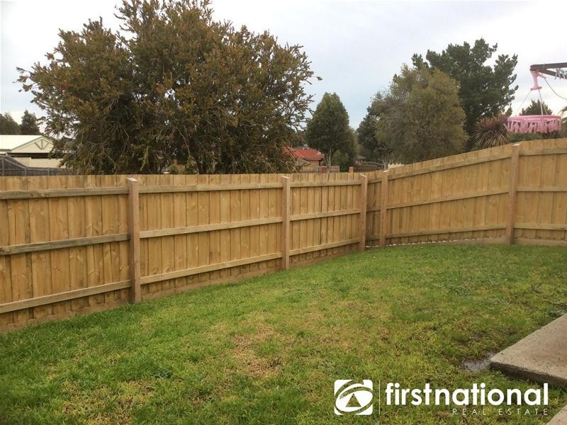 1/26 Amber Crescent, Narre Warren VIC 3805