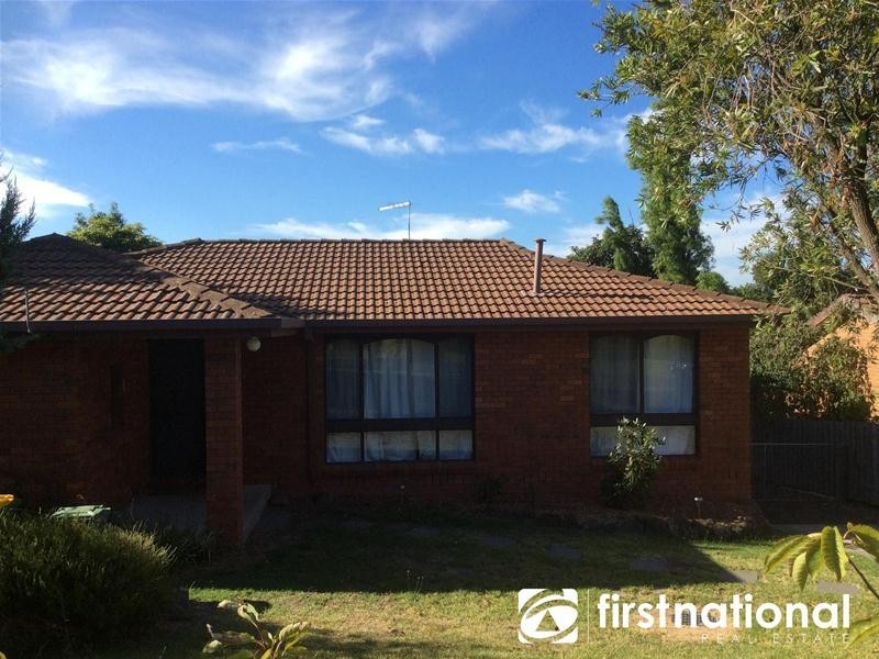 72 Gardenia Street, Pakenham VIC 3810