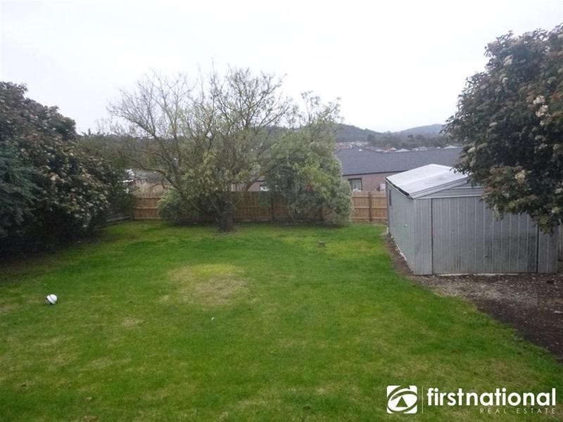 72 Gardenia Street, Pakenham VIC 3810