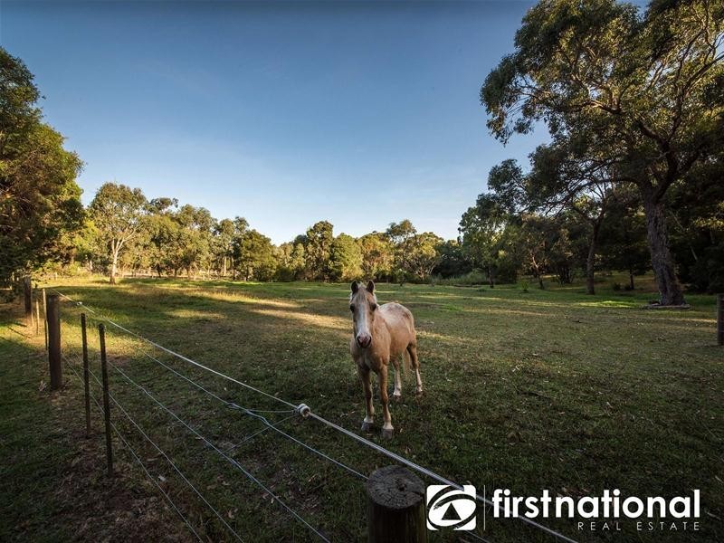 2 Noack Road, Harkaway VIC 3806