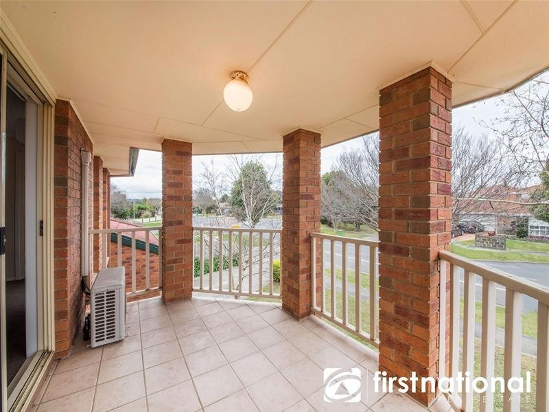 59 Bellevue Drive, Berwick VIC 3806