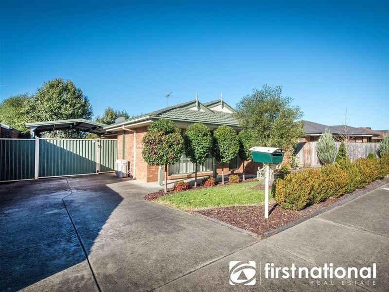 190 Racecourse Road North, Pakenham VIC 3810