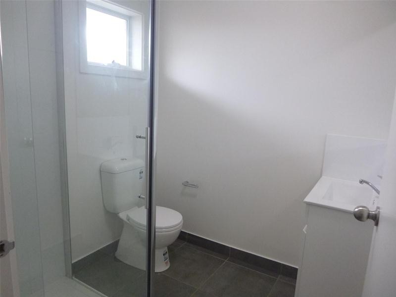 4/4 Cranbourne Drive, Cranbourne VIC 3977