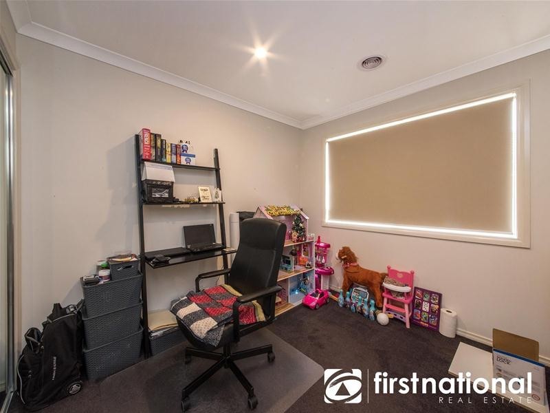 17 Goulburn Street, Cranbourne East VIC 3977