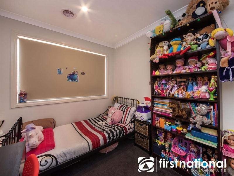 17 Goulburn Street, Cranbourne East VIC 3977