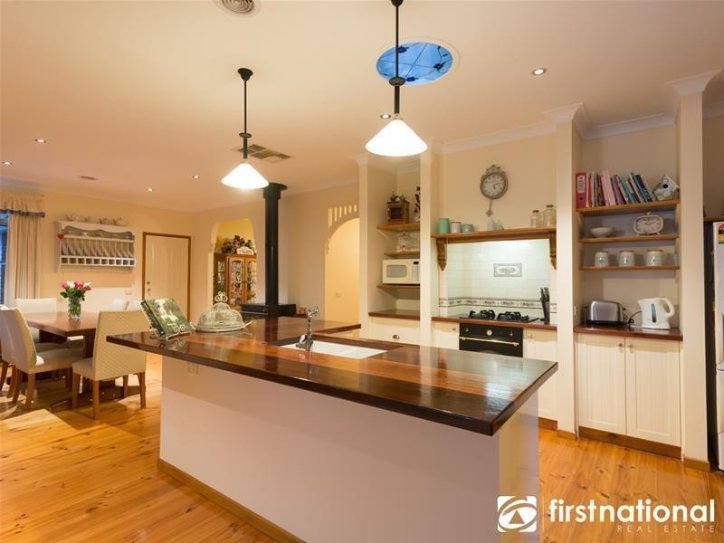 13 Goodall Court, Berwick VIC 3806