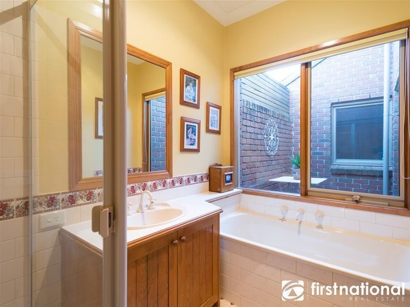 13 Goodall Court, Berwick VIC 3806