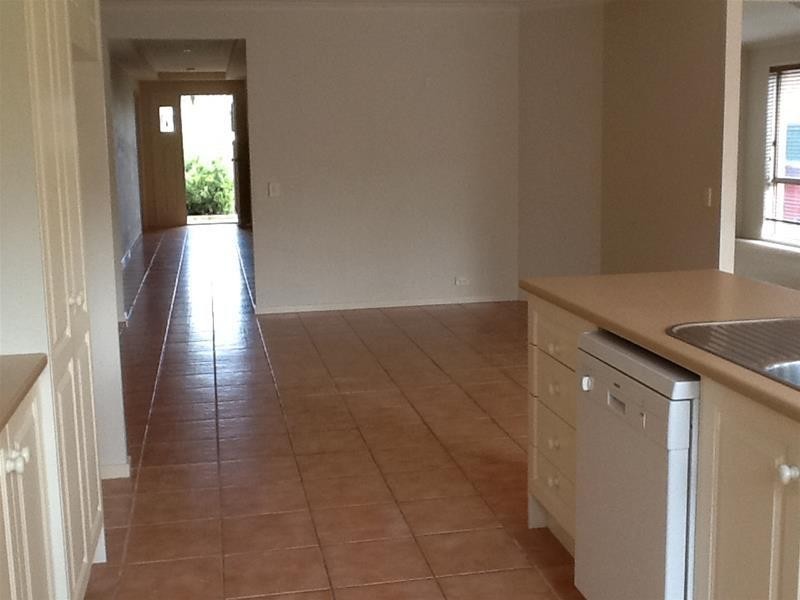 11 Shay Close, Narre Warren South VIC 3805