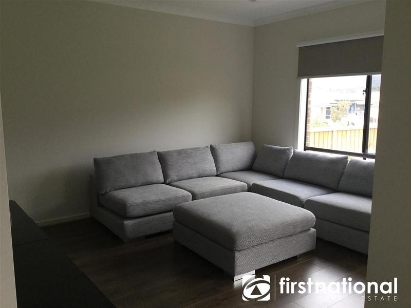 8 Kiama Street, Officer VIC 3809