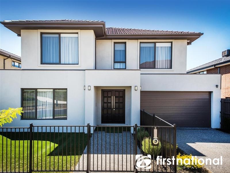 8 Araluen Rise, Narre Warren VIC 3805