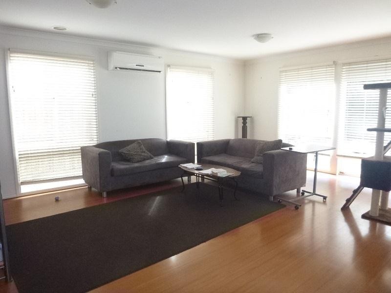 10 Wallingford Place, Narre Warren South VIC 3805