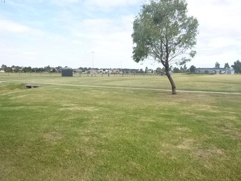 10 Wallingford Place, Narre Warren South VIC 3805