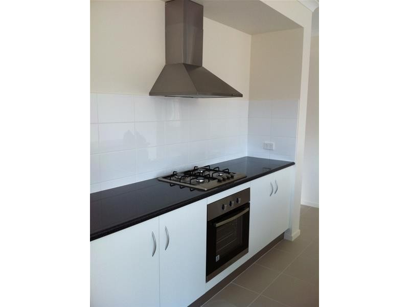 74 Selandra Boulevard, Clyde North VIC 3978