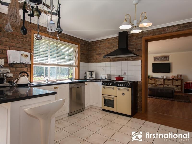 120 Sand Road, Longwarry VIC 3816