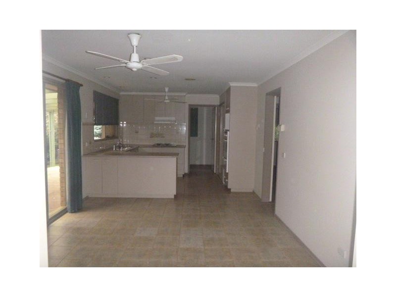 53 Bellevue Drive, Berwick VIC 3806