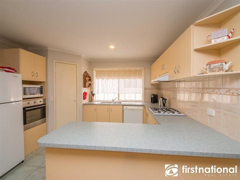 1 Gillian Place, Pakenham VIC 3810