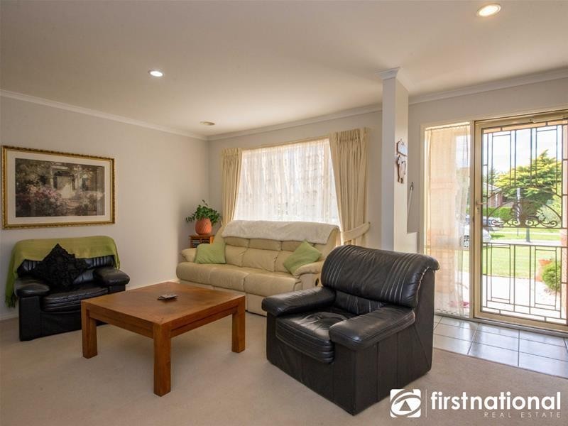 1 Gillian Place, Pakenham VIC 3810