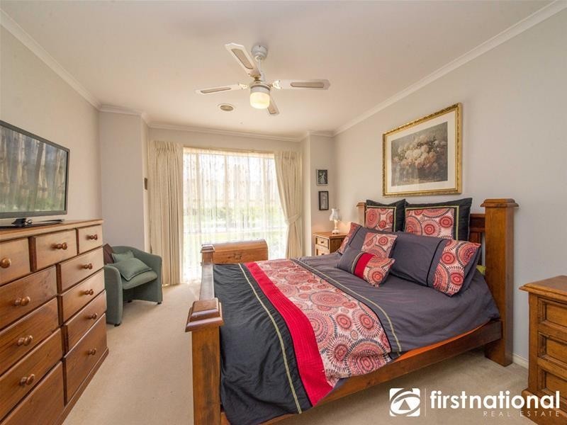 1 Gillian Place, Pakenham VIC 3810