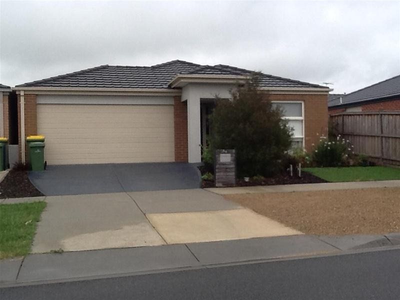 29 Celestine Drive, Officer VIC 3809
