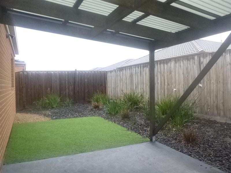 29 Celestine Drive, Officer VIC 3809