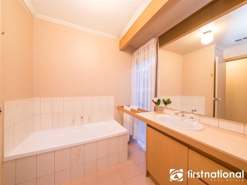 12 Christine Avenue, Berwick VIC 3806