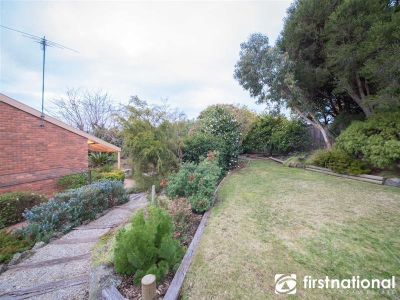 12 Christine Avenue, Berwick VIC 3806