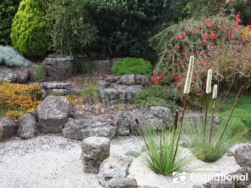 12 Christine Avenue, Berwick VIC 3806